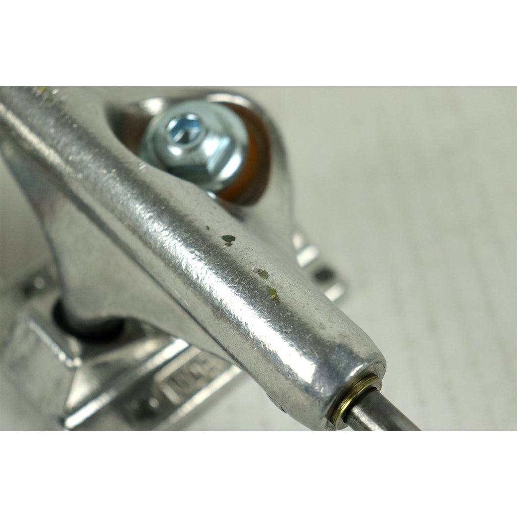 Blem Independent Skateboard Trucks Mids Silver 129 (7.6")