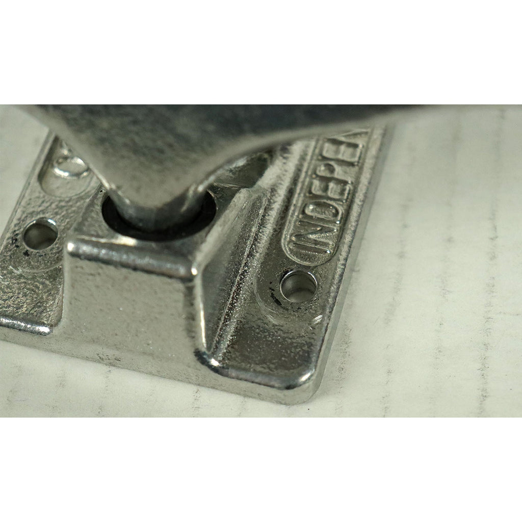 Blem Independent Skateboard Trucks Mids Silver 129 (7.6")