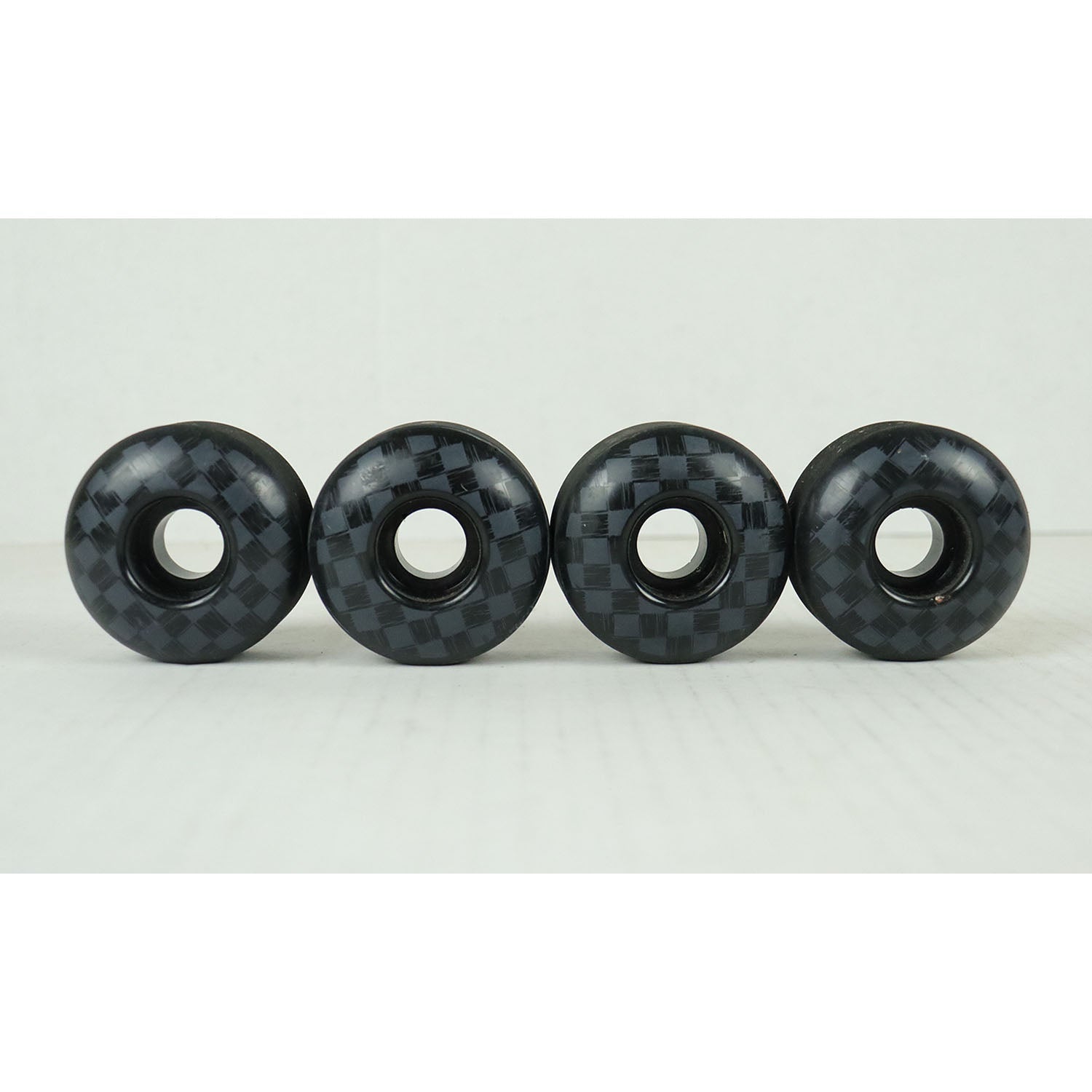 Blem Skateboard Wheels 52mm Black Checkers