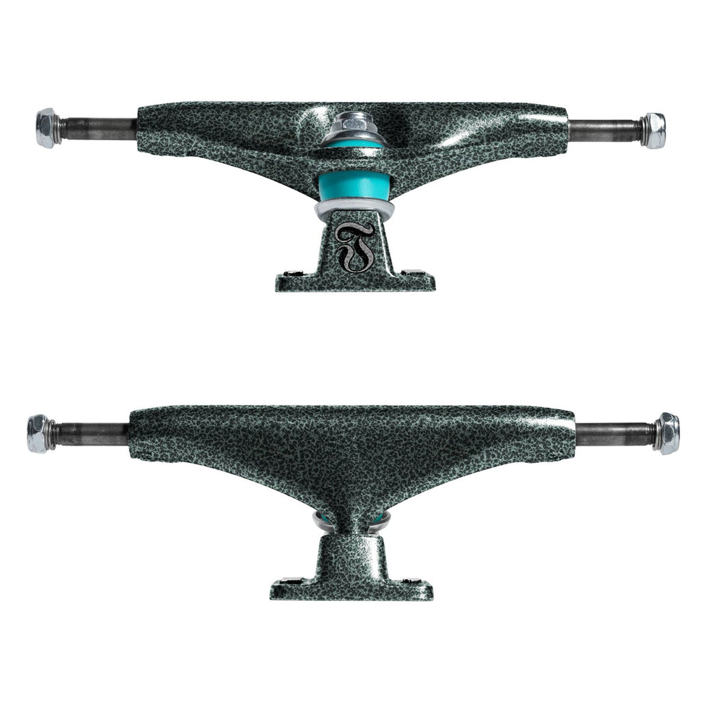 Thunder Skateboard Trucks Team T-II Leviathan 148 (8.25") Black/Teal