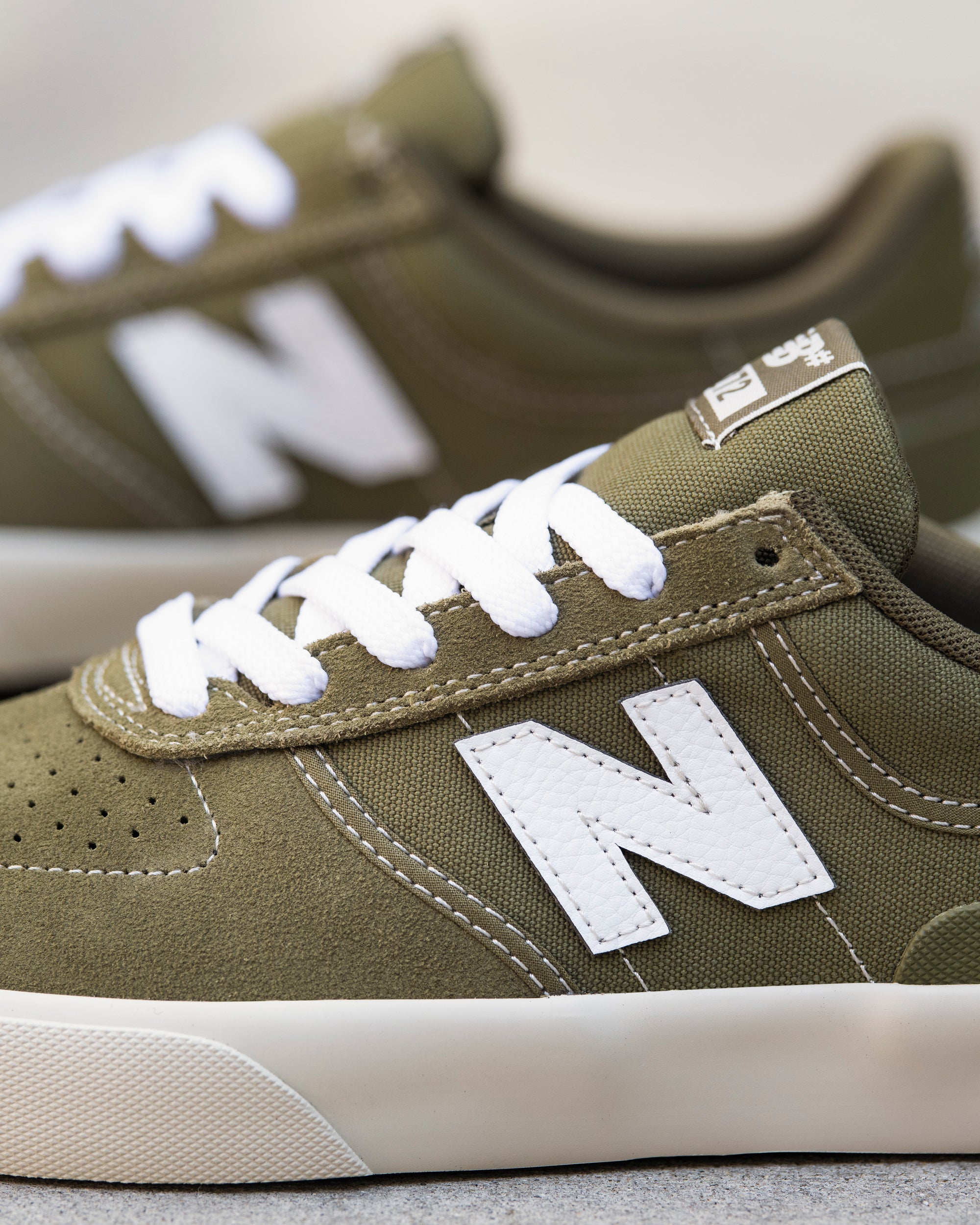 New Balance Numeric Skateboard Shoes 272 Olive/White