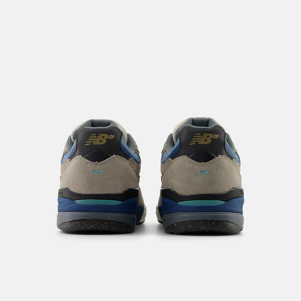 New Balance Numeric Skateboard Shoes Andrew Reynolds 933 Mushroom/Light Blue